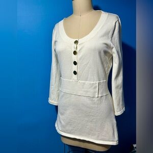 Vintage White Mosca pullover top with metal button detail.